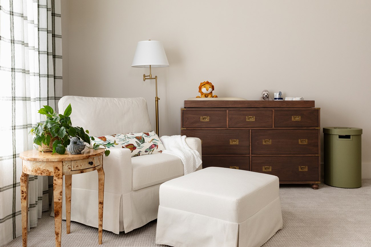Wilderness Trail Nursery Glider 2