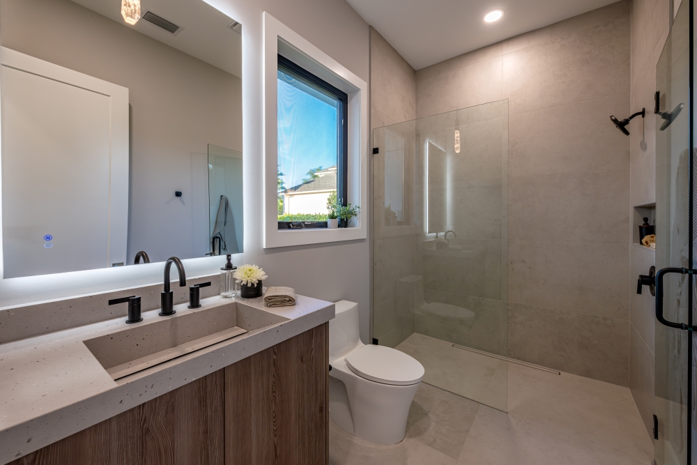 Collins Builders 2701 Chapman Oak Dr 7 16 2025 5982