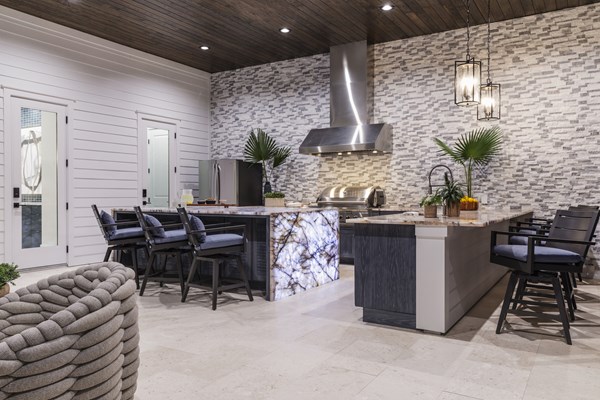 122 Collinsbuilders Patel Photoby Murielsilva