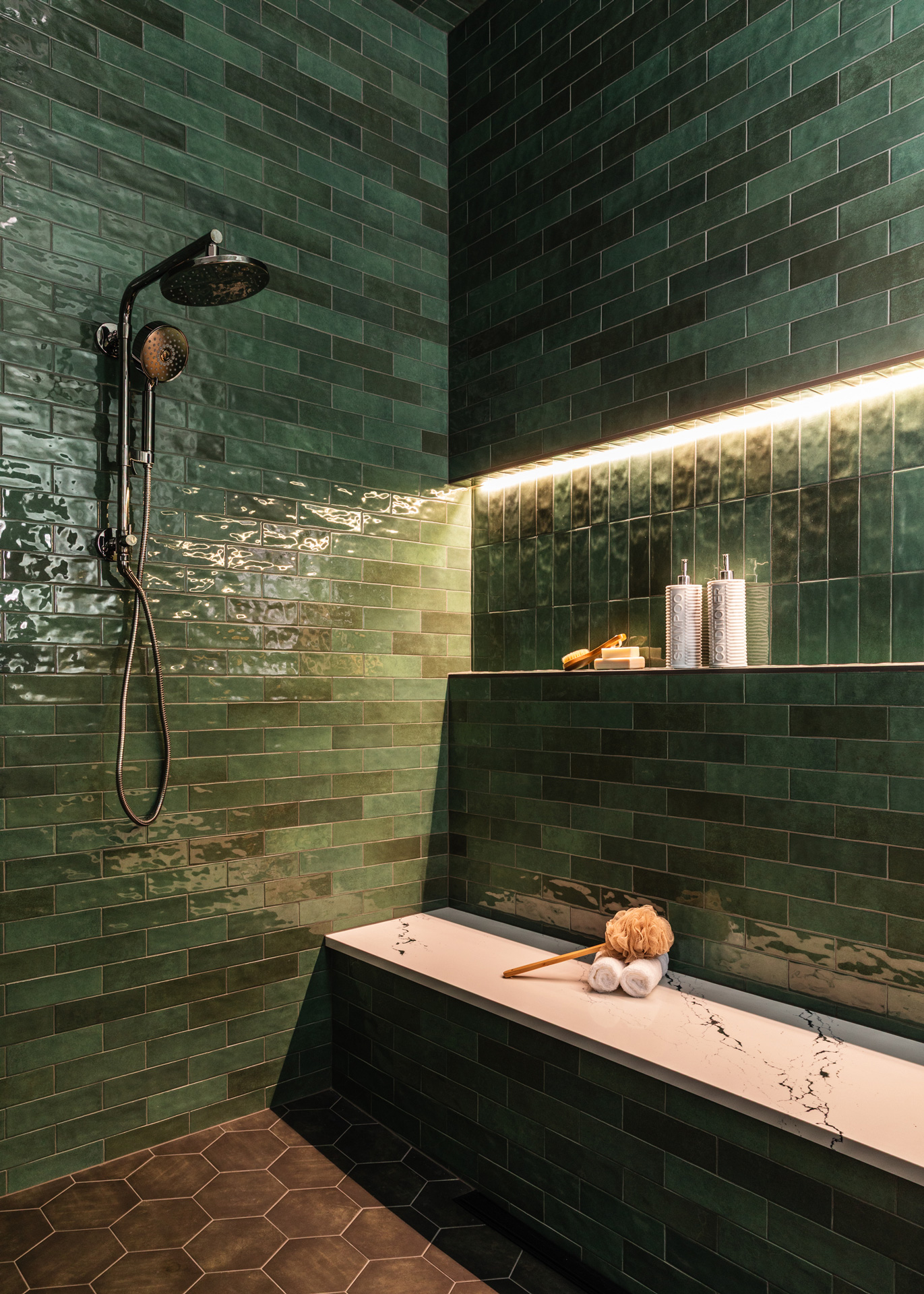 7 Collinsbuilders Cook Photoby Murielsilva