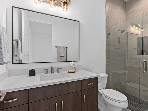 4115 Venetia Blvd 36