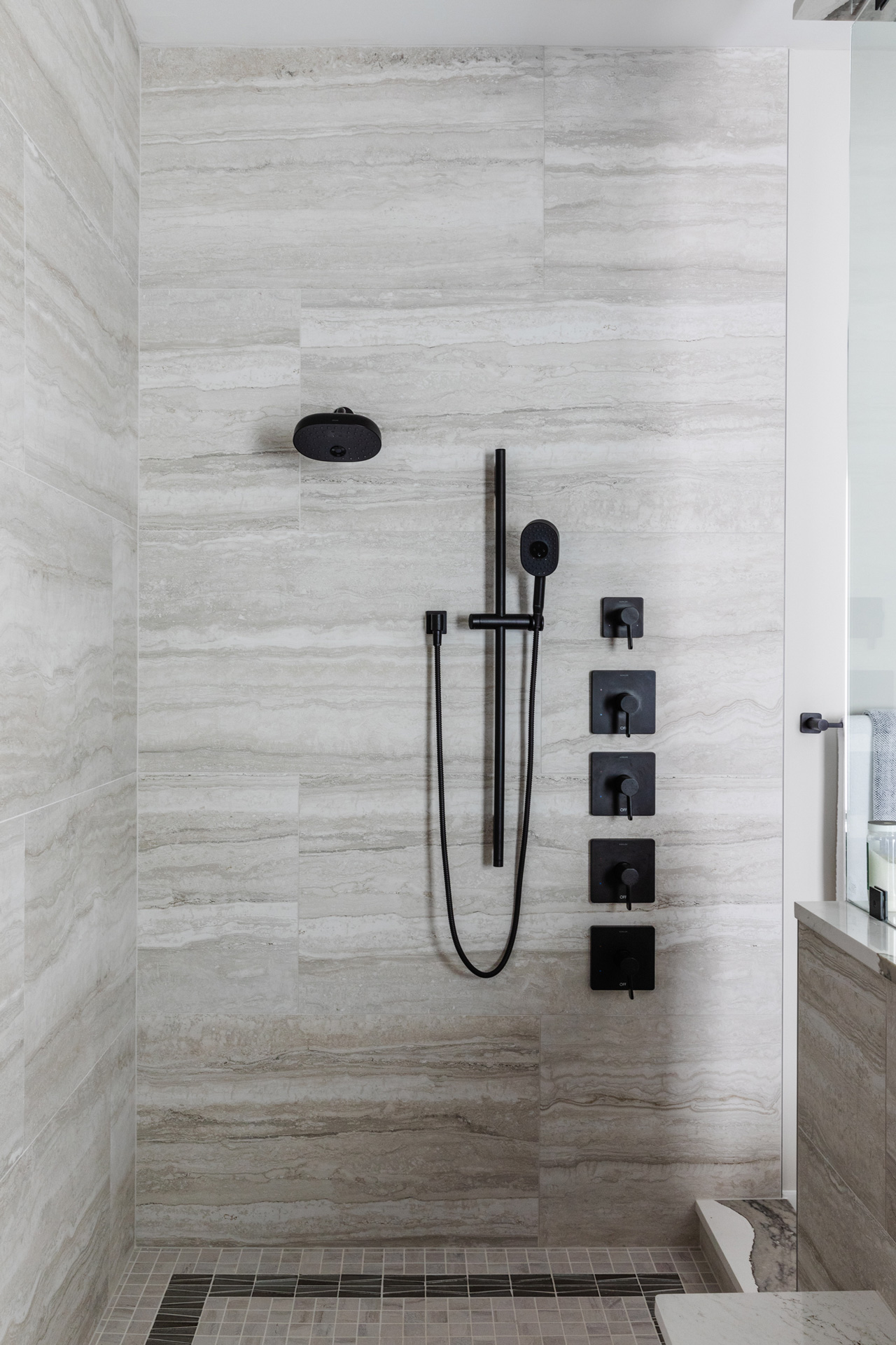 81 Collinsbuilders Patel Photoby Murielsilva