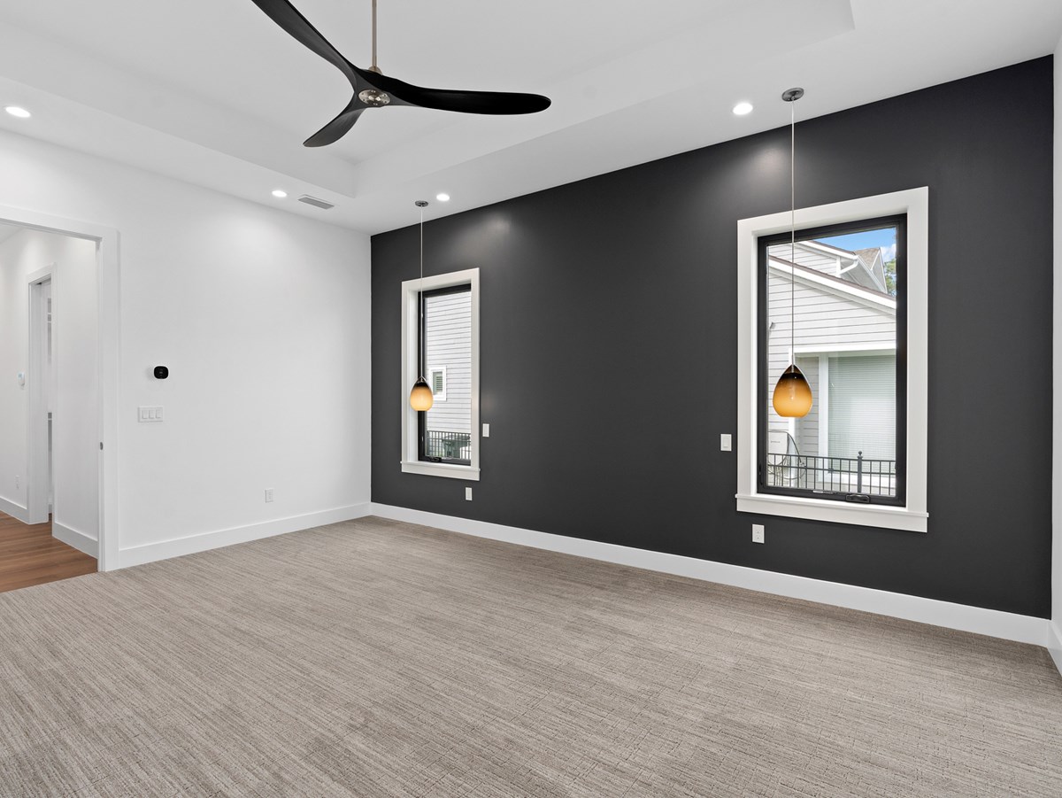 4115 Venetia Blvd 43