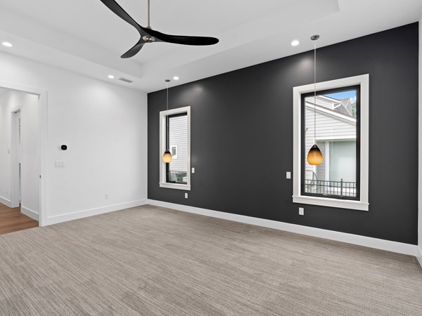 4115 Venetia Blvd 43