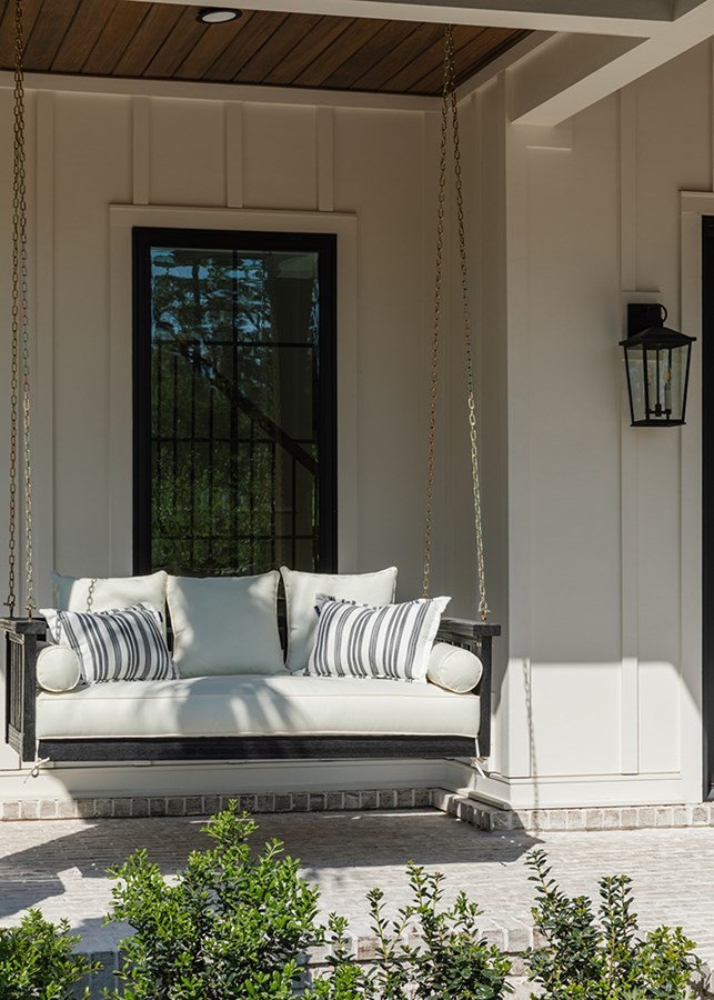 Wilderness Trail Porch Swing