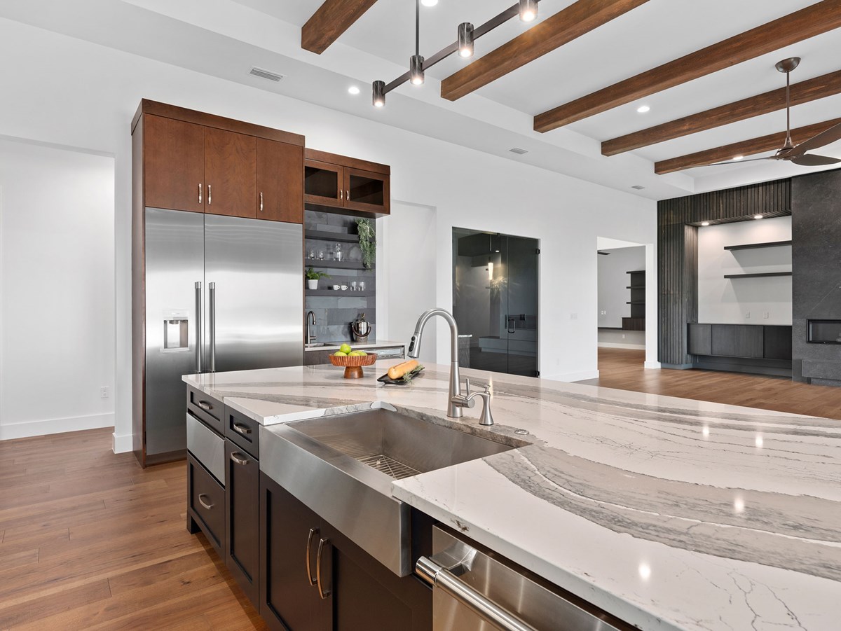 4115 Venetia Blvd 27 WEB