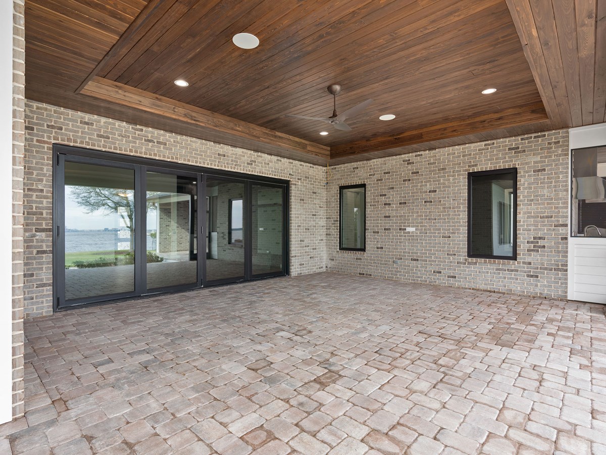 4115 Venetia Blvd 86 WEB