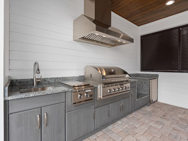 4115 Venetia Blvd 83