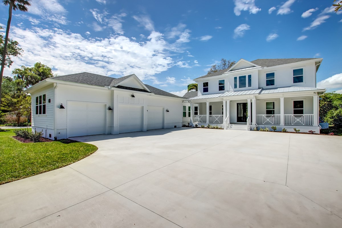 1 Web Or Mls 1 139 Roscoe Blvd