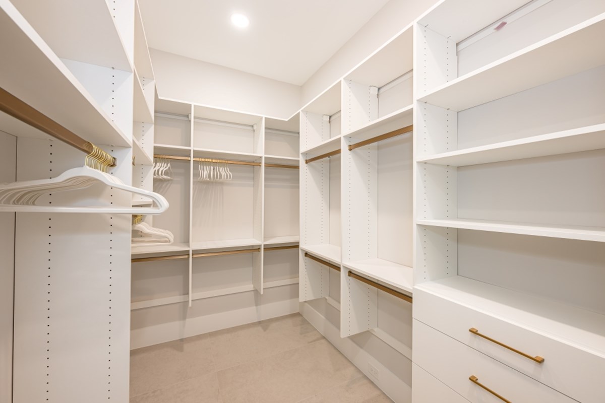 Collins Builders 2701 Chapman Oak Dr 7 16 2025 6122