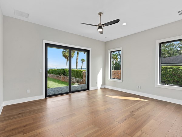 4115 Venetia Blvd 38