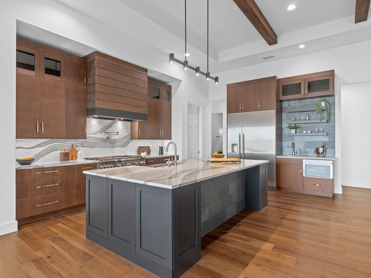 4115 Venetia Blvd 20 WEB