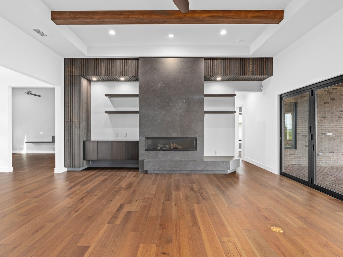 4115 Venetia Blvd 12