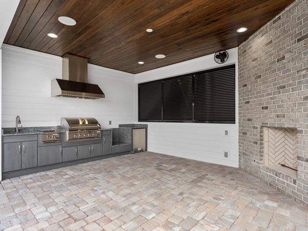 4115 Venetia Blvd 81